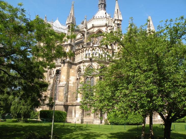  Chevet de la Cathédrale Notre-Dame